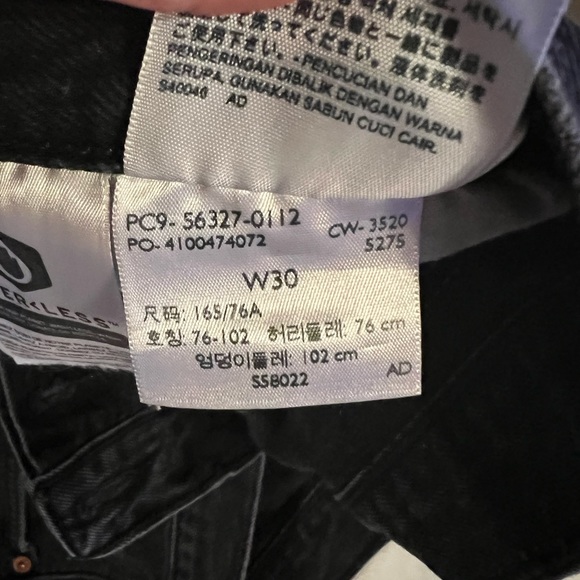 Levi’s 501 Black Distressed High-waist Shorts - Picture 3 of 3